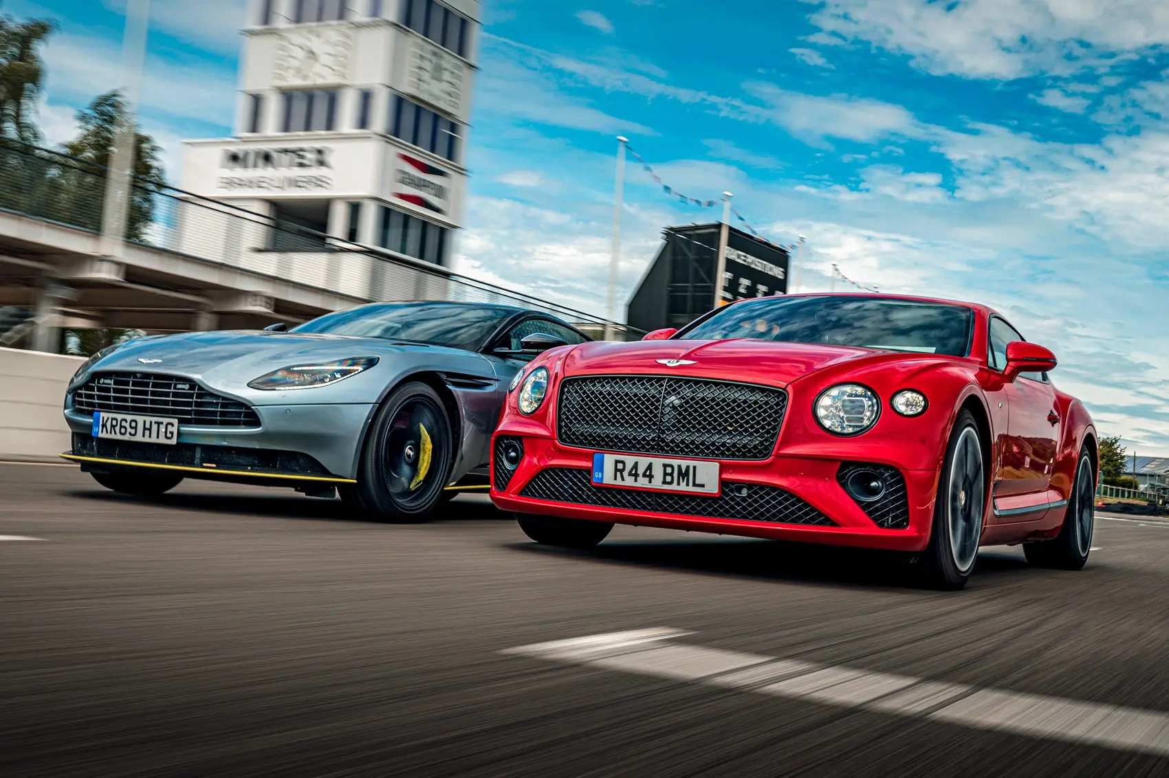 Aston Martin DB11 vs Bentley Continental GT
