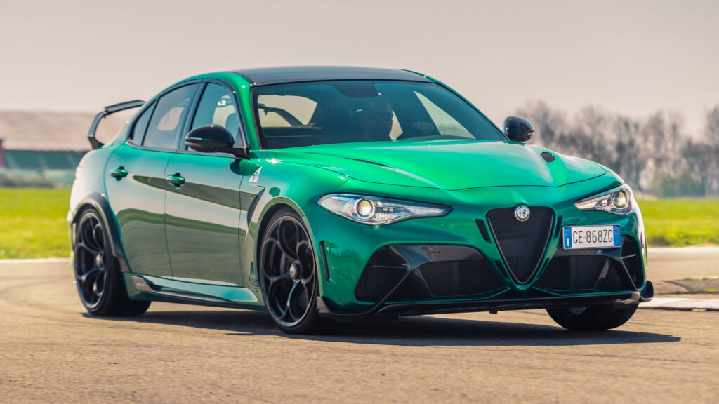 Alfa Romeo Giulia Quadrifoglio performance sports sedan